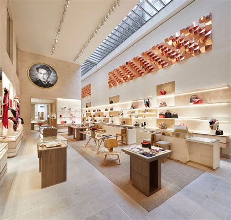 louis vuitton peter marino|peter marino flagship paris.